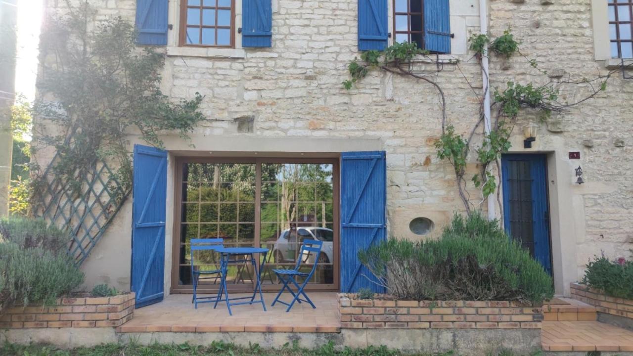 La Maison Bleue Varzy Exterior foto
